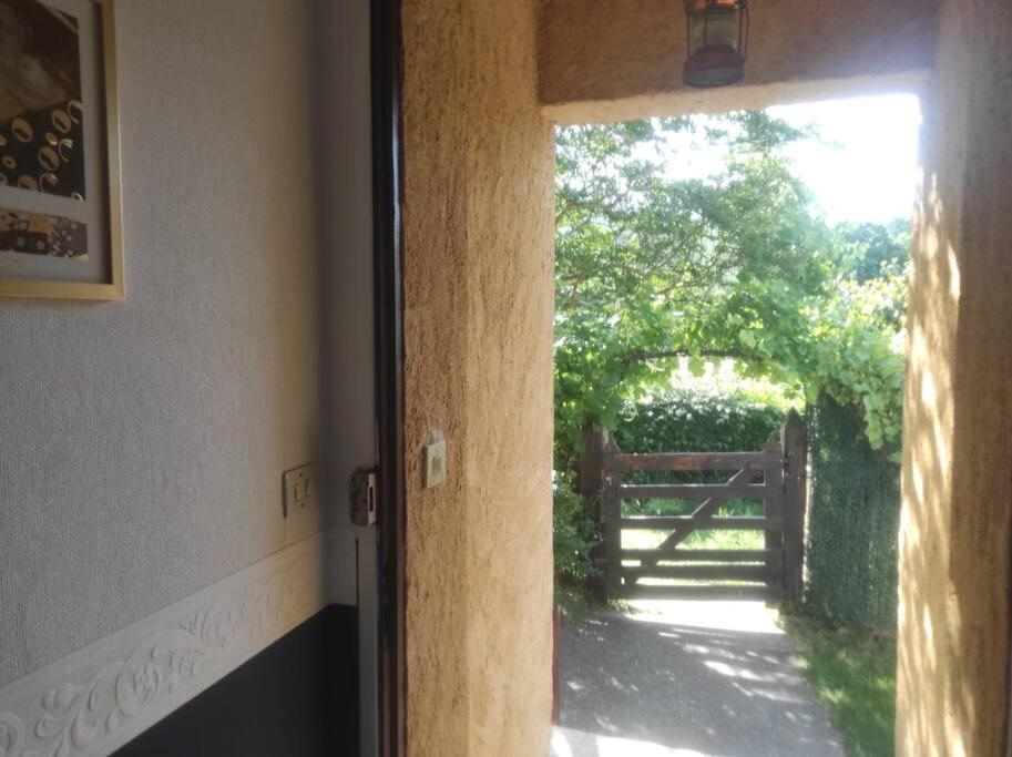 Maison Au Pied De La Montagne Aspet Extérieur photo