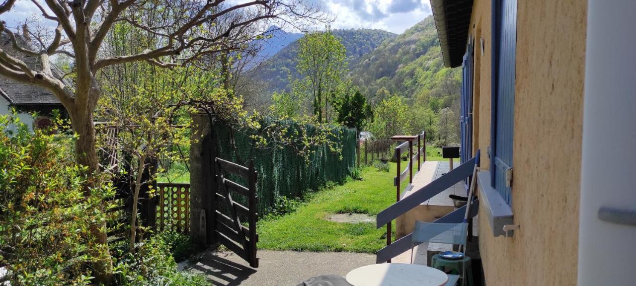 Maison Au Pied De La Montagne Aspet Extérieur photo